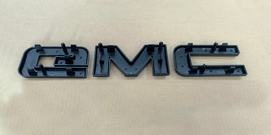 Key Considerations for Replacing Car Emblems