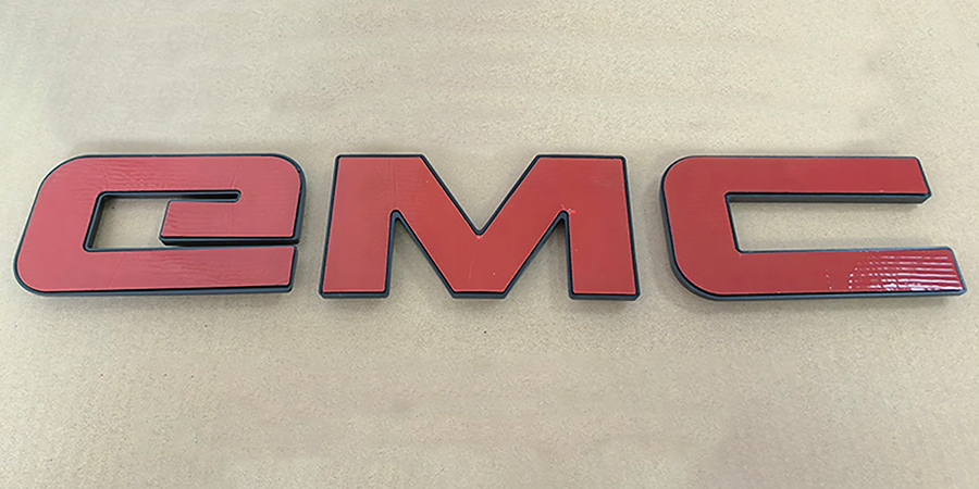 Emblem Materials Showdown: Metal vs. Plastic vs. Stickers – Which Lasts Longest?