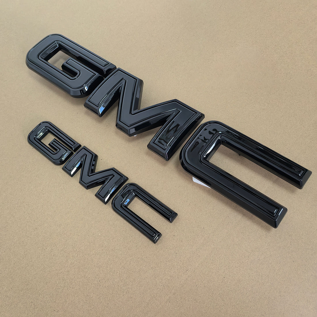 Front Grille & Tailgate GMC Emblem for 2021–2024 Yukon (XL) Badge Kit