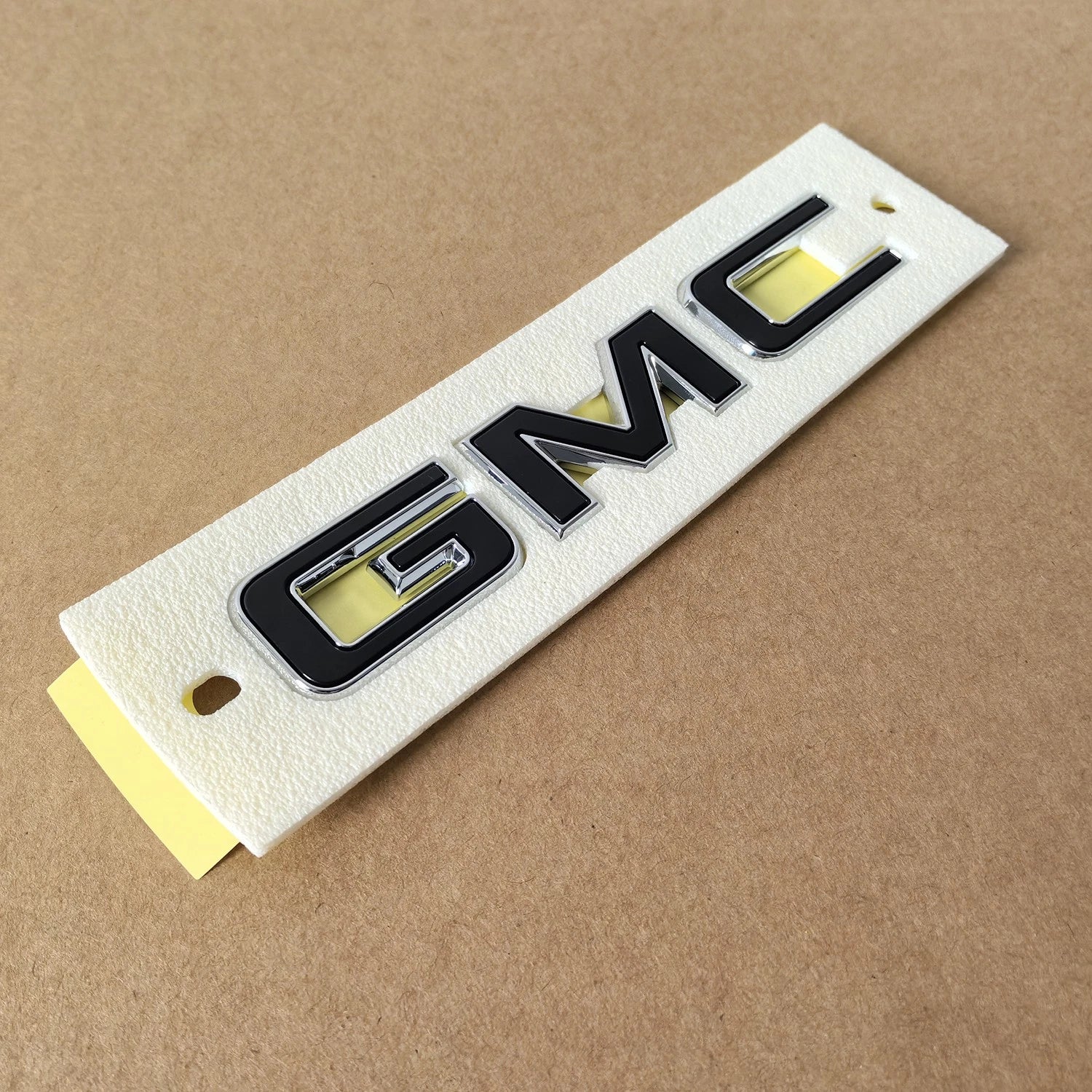 Grille & Rear Emblem Kit for 2025–2026 GMC Yukon AT4 and Elevation