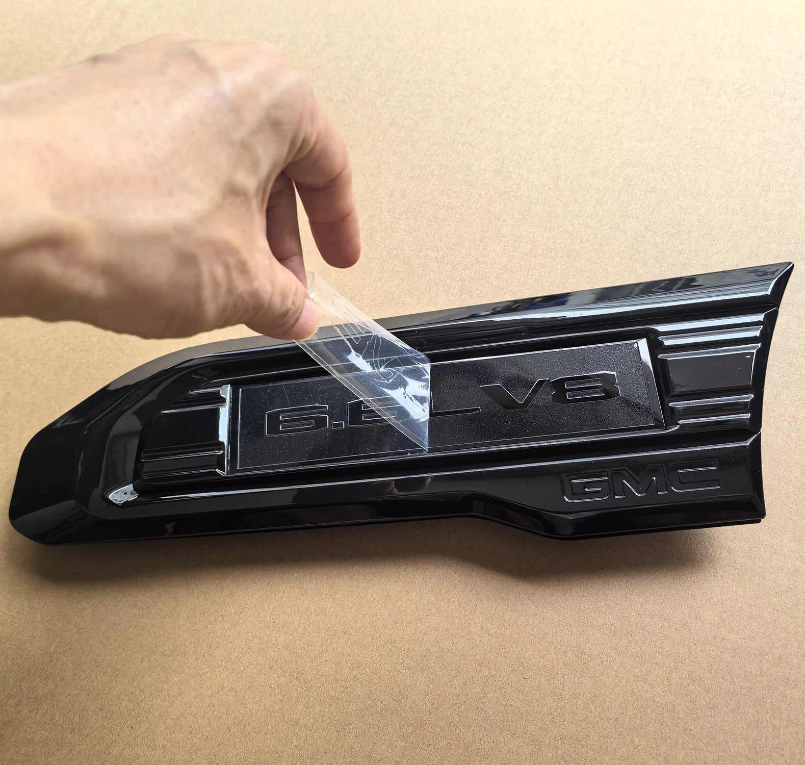6.6L V8 Fender Vent Emblem Set for 2020–2023 GMC Sierra 2500HD 3500HD
