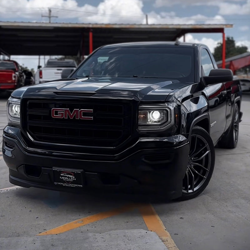 Front Grille GMC Emblem for 2007–2013 Sierra 1500 2500HD 3500HD Badge (Chrome / Gloss Black)
