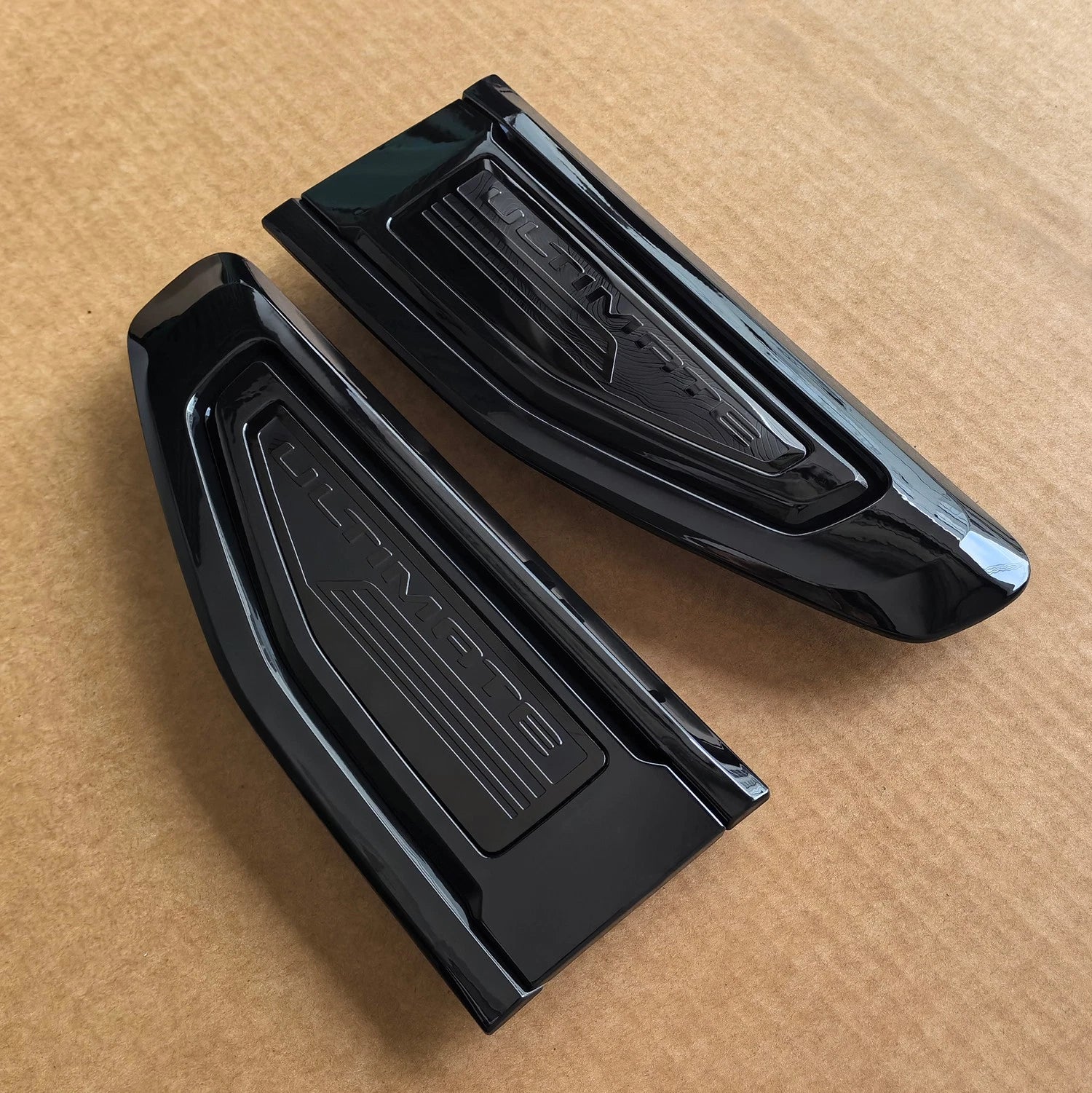 Ultimate Emblem Set for 2021–2024 GMC Yukon Denali Fender Vent Badge