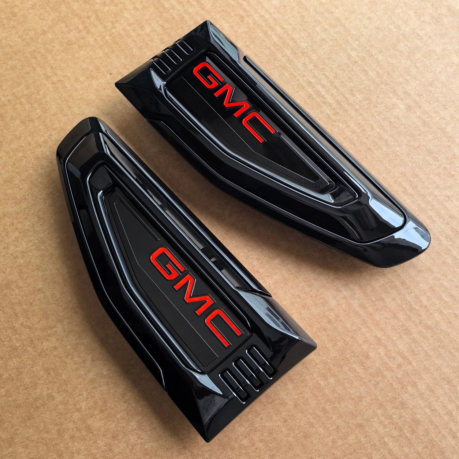 Fender Vent Emblems for 2025–2026 GMC Yukon (XL) Denali Side Badge Set